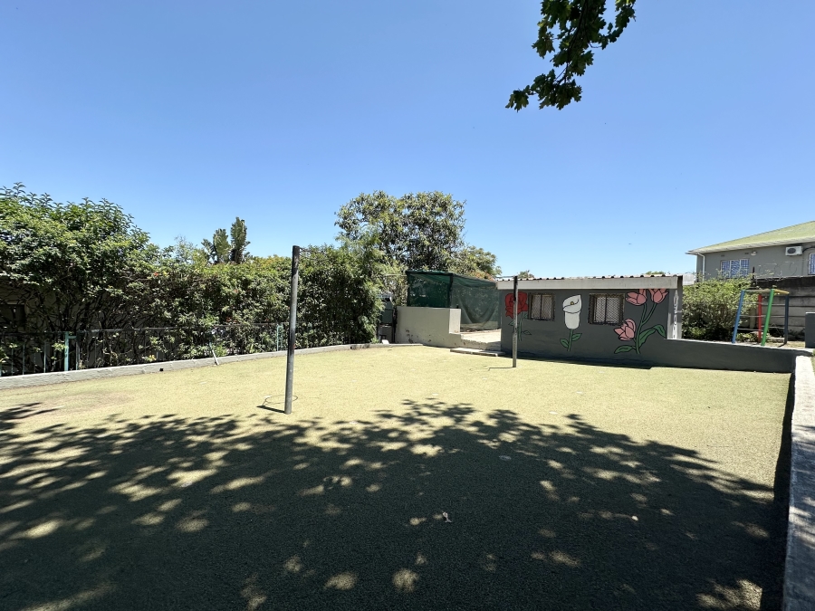 7 Bedroom Property for Sale in Mthata Eastern Cape